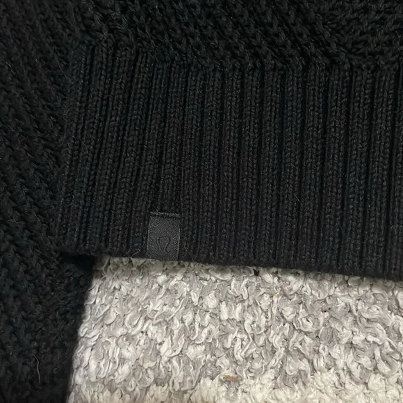NWT- Lululemon - 2. New Heights Sweater - Picture 6 of 10